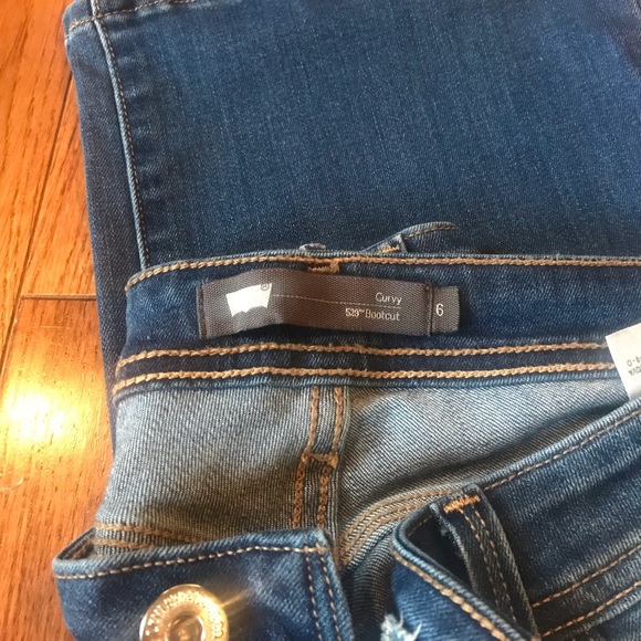 Jeans - Picture 1 of 4